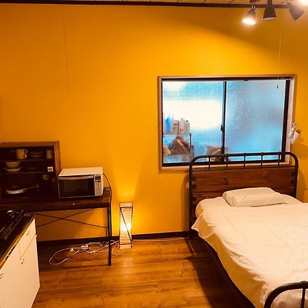 Bakushuku Den Guest House Brew Мацуяма Екстериор снимка