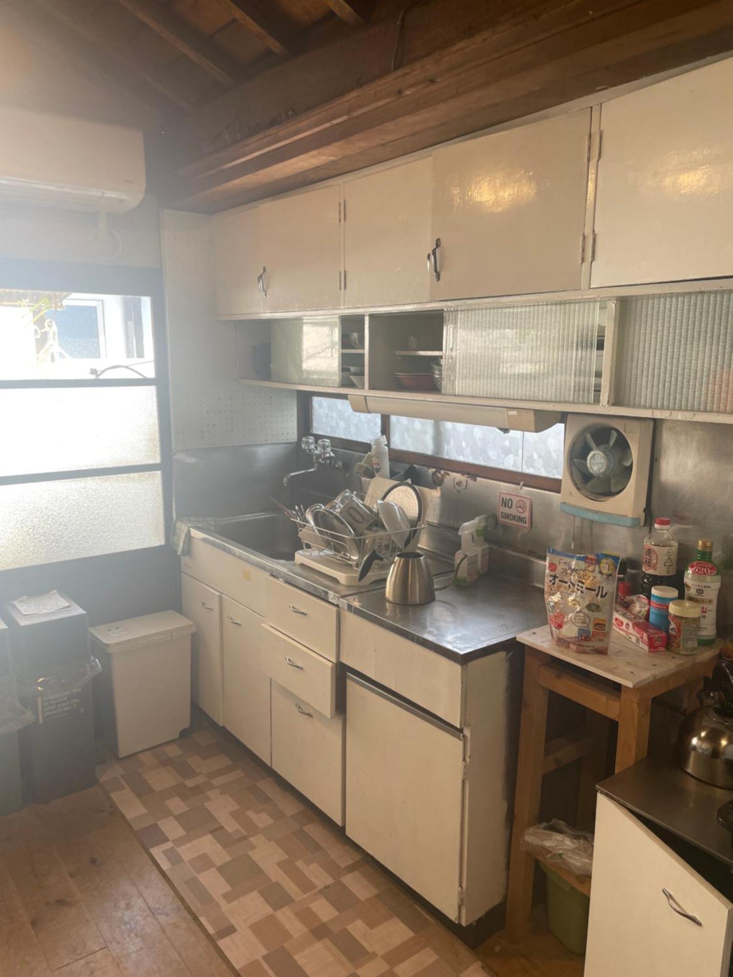 Bakushuku Den Guest House Brew Мацуяма Екстериор снимка