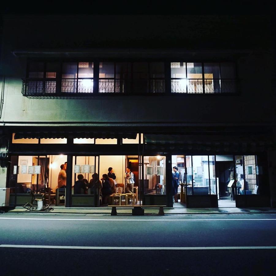 Bakushuku Den Guest House Brew Мацуяма Екстериор снимка