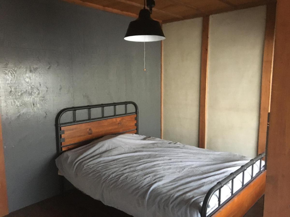 Bakushuku Den Guest House Brew Мацуяма Екстериор снимка
