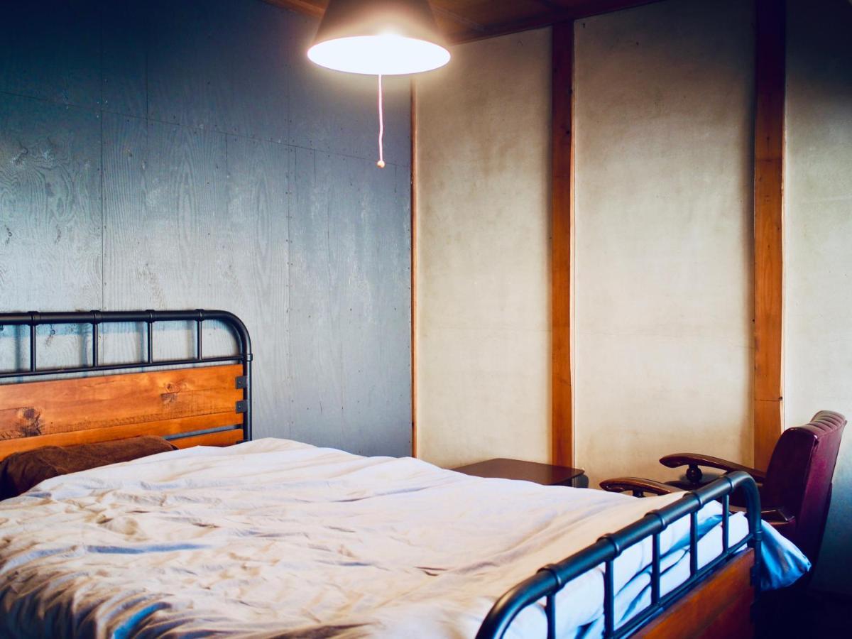 Bakushuku Den Guest House Brew Мацуяма Екстериор снимка