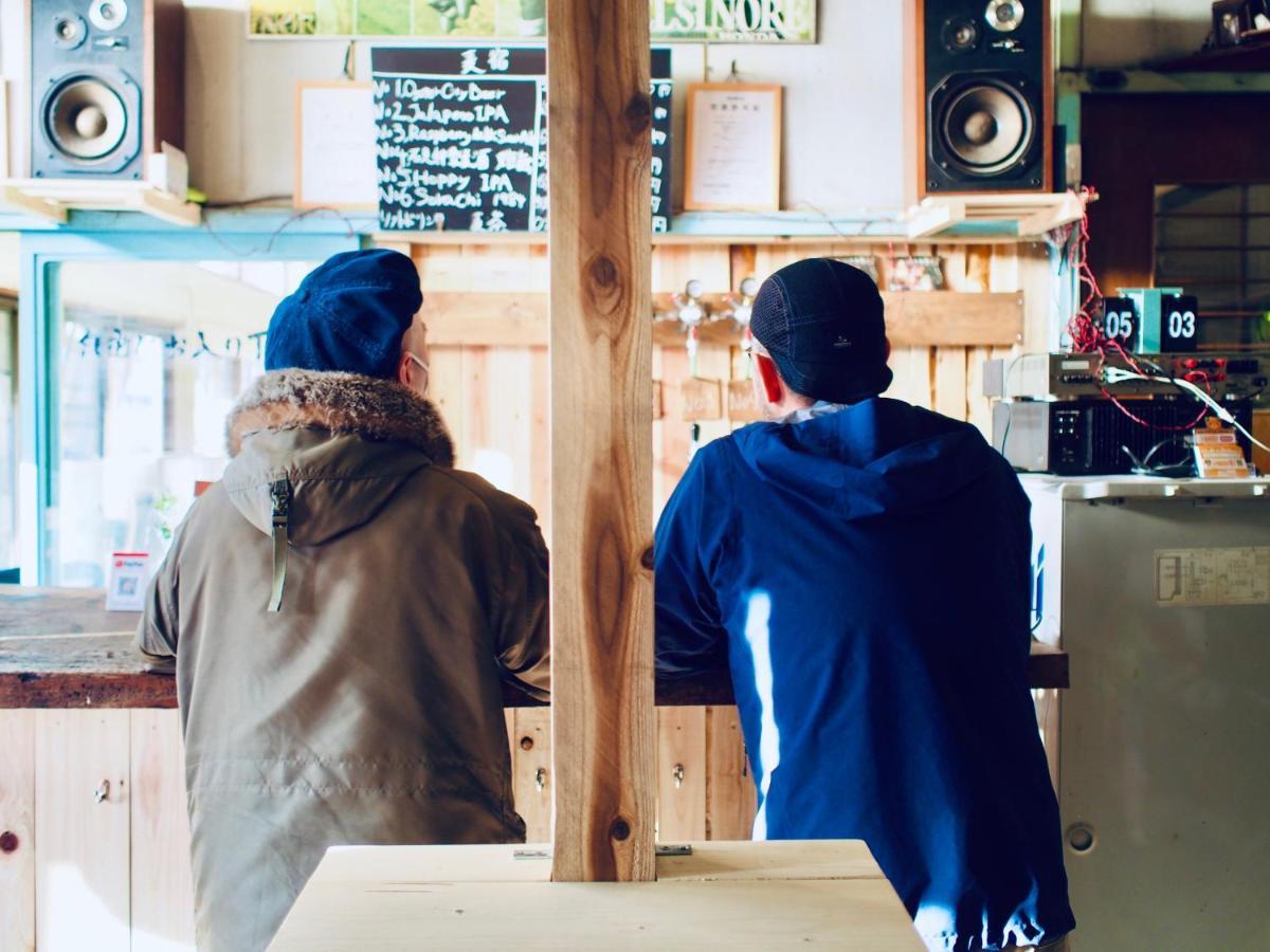 Bakushuku Den Guest House Brew Мацуяма Екстериор снимка